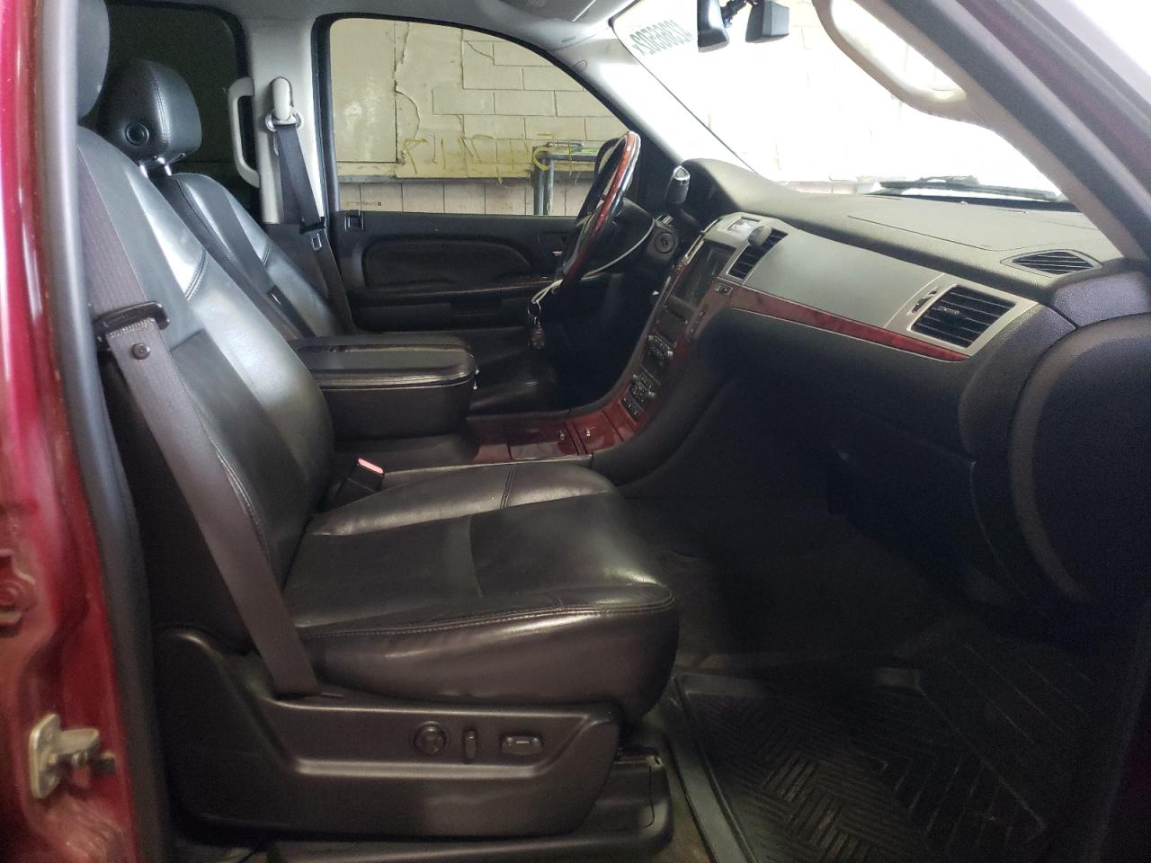 Photo 5 from auction – 2007 CADILLAC ESCALADE E with VIN 1GYFK66847R323861