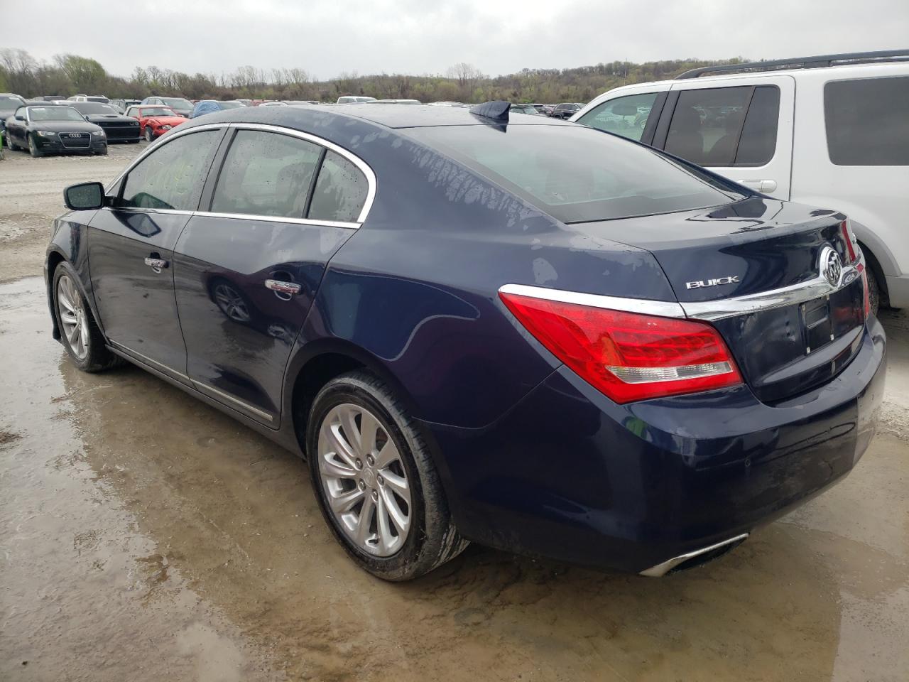 Photo 3 from auction – 2016 BUICK LACROSSE with VIN 1G4GB5G35GF265571