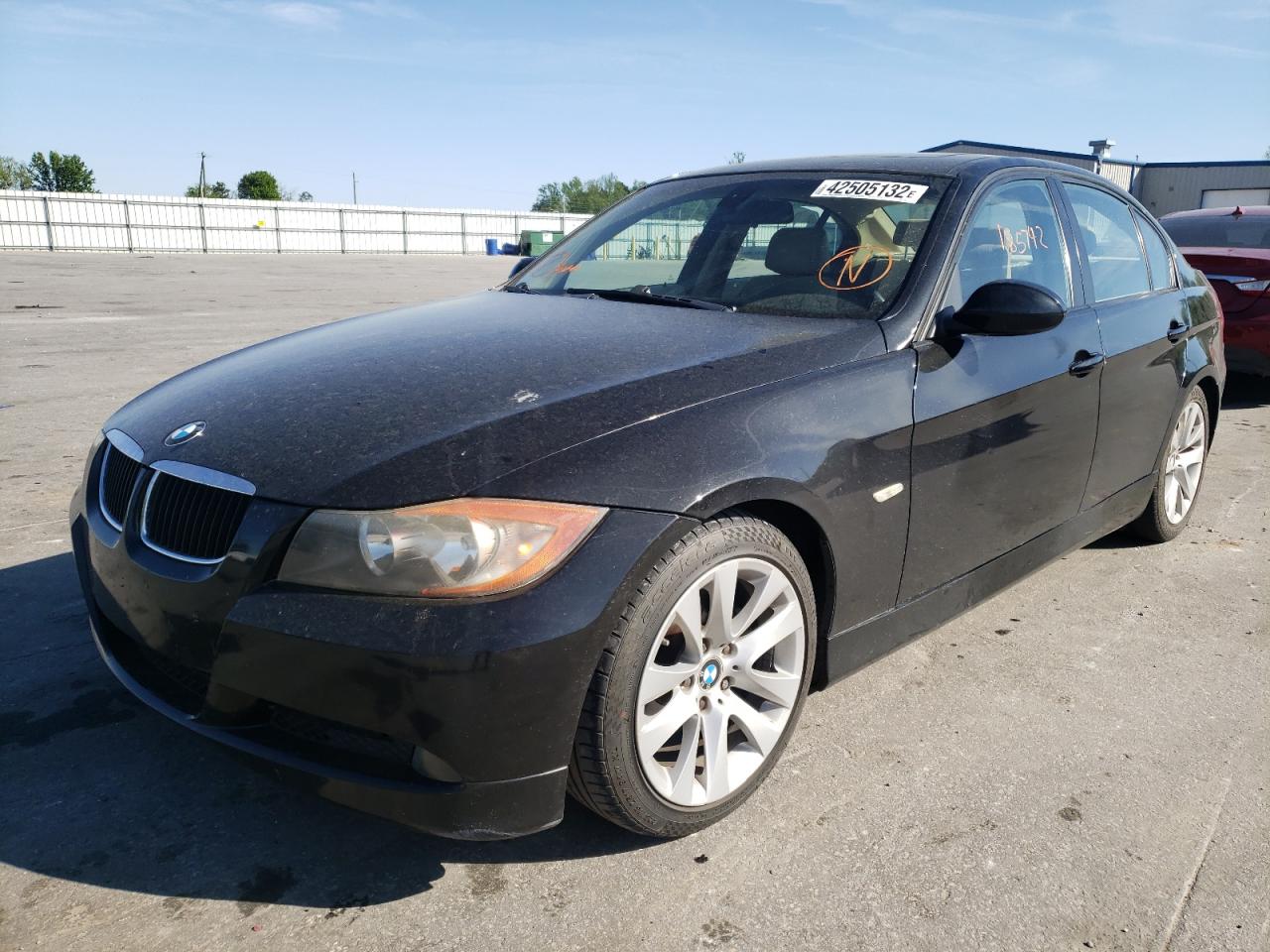 Photo 2 from auction – 2007 BMW 328 I with VIN WBAVA33597PG50071