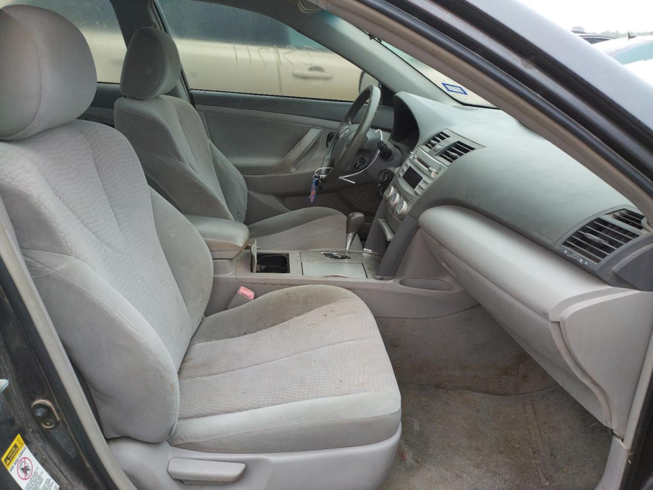 Photo 5 from auction – 2011 TOYOTA CAMRY BASE with VIN 4T4BF3EKXBR214512