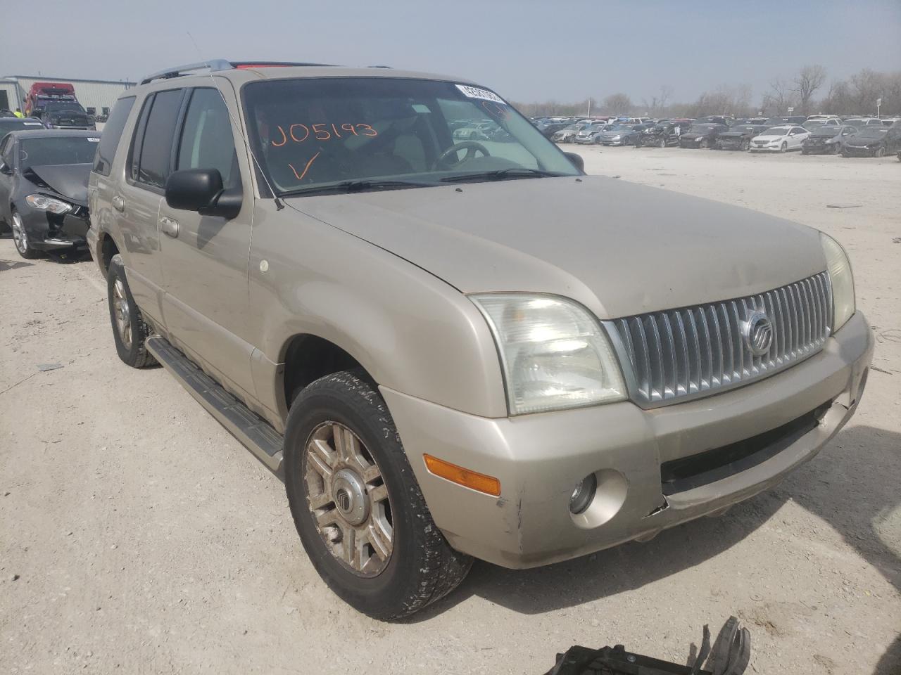 MERCURY MOUNTAINEE 2004 with VIN 4M2DU86W74ZJ05193 - Photo from auction