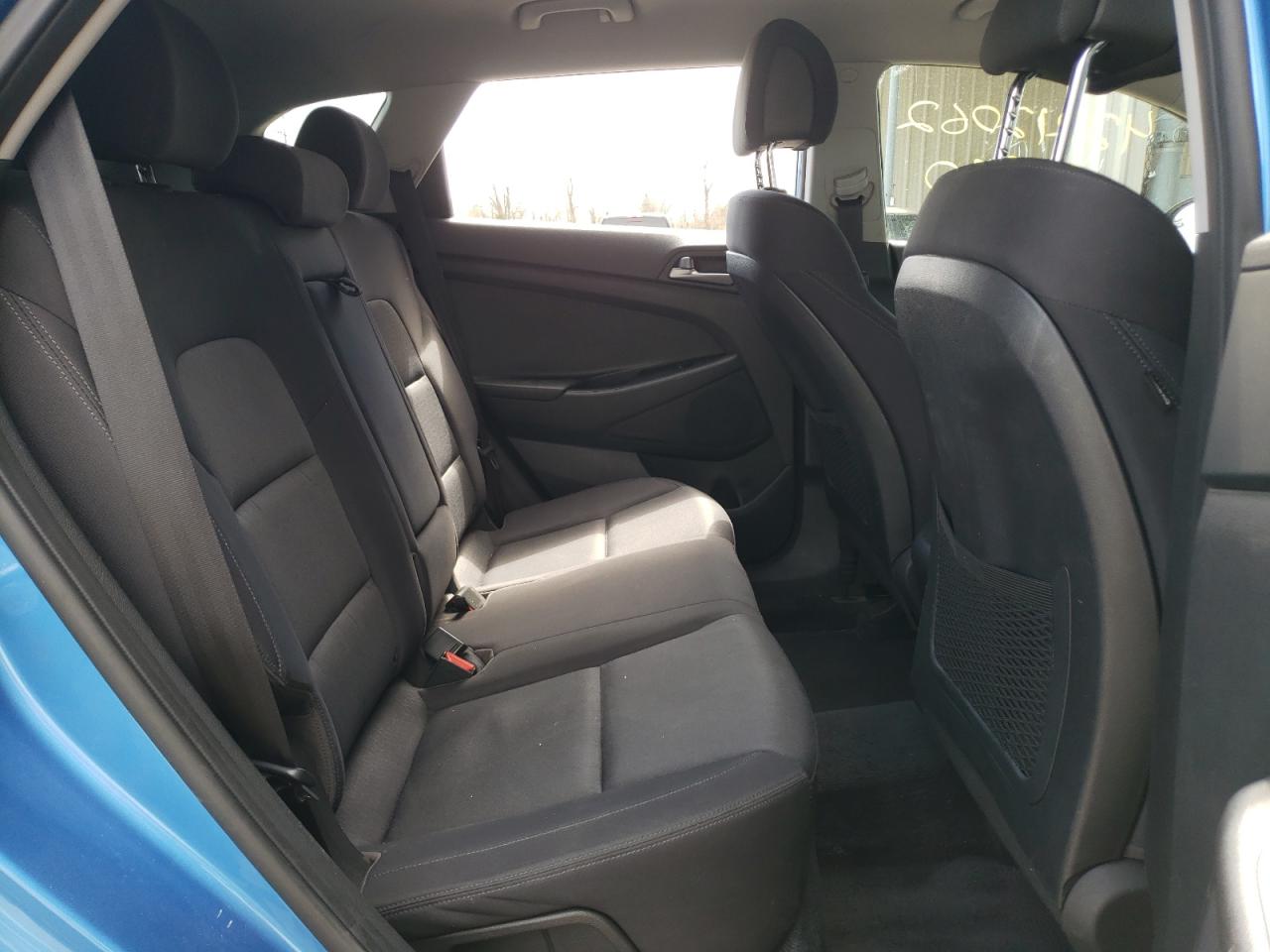 Photo 6 from auction – 2018 HYUNDAI TUCSON SEL with VIN KM8J3CA47JU656538