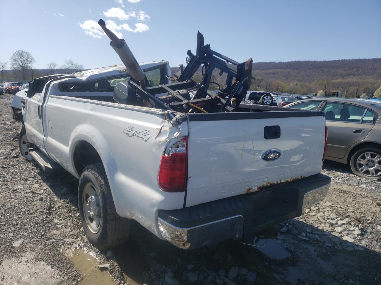Photo 3 from auction – 2010 FORD F250 SUPER with VIN 1FTNF2B52AEA32994
