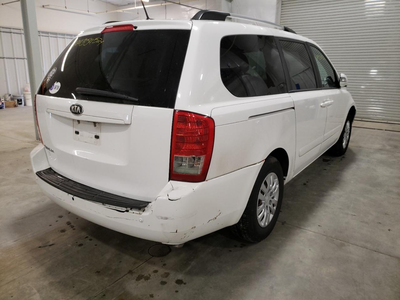 Photo 4 from auction – 2012 KIA SEDONA LX with VIN KNDMG4C74C6506770