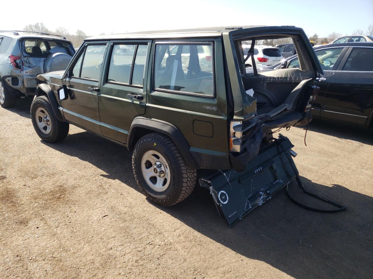 Photo 3 from auction – 1996 JEEP CHEROKEE S with VIN 1J4FJ68S1TL230465