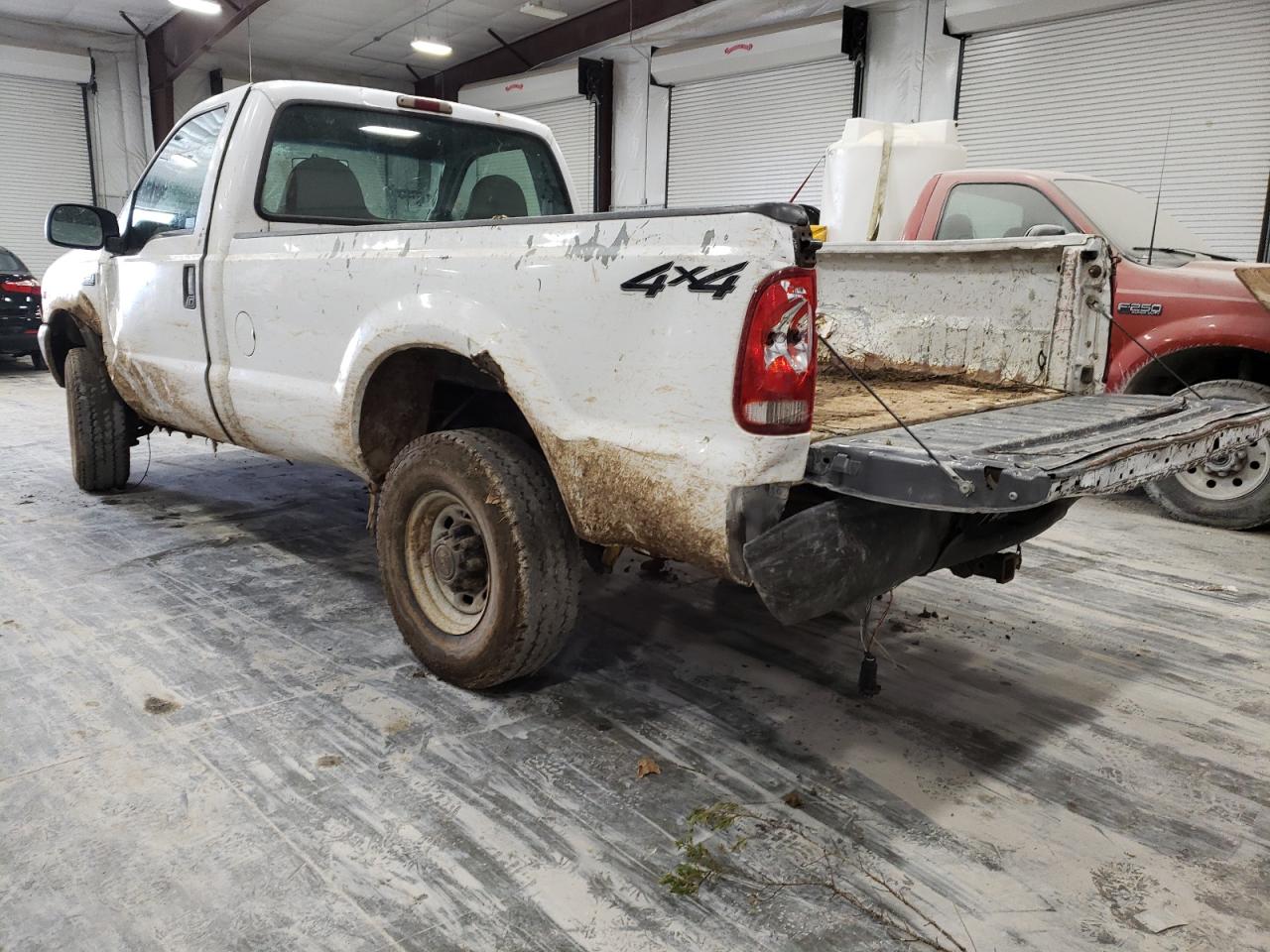 Photo 3 from auction – 2001 FORD F250 SUPER with VIN 1FTNF21L91EA98684