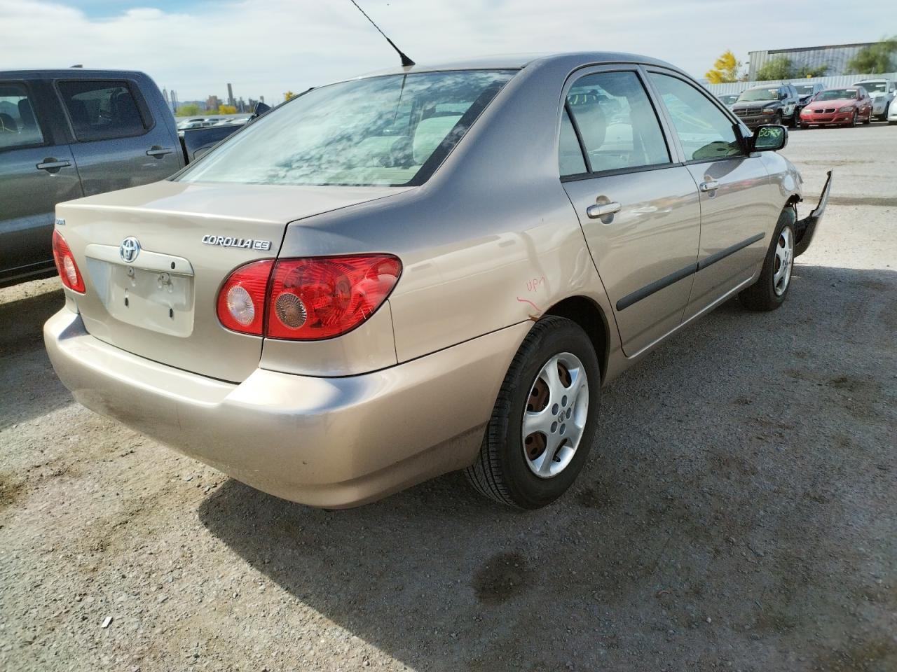 Photo 4 from auction – 2005 TOYOTA COROLLA CE with VIN 2T1BR32E55C365201
