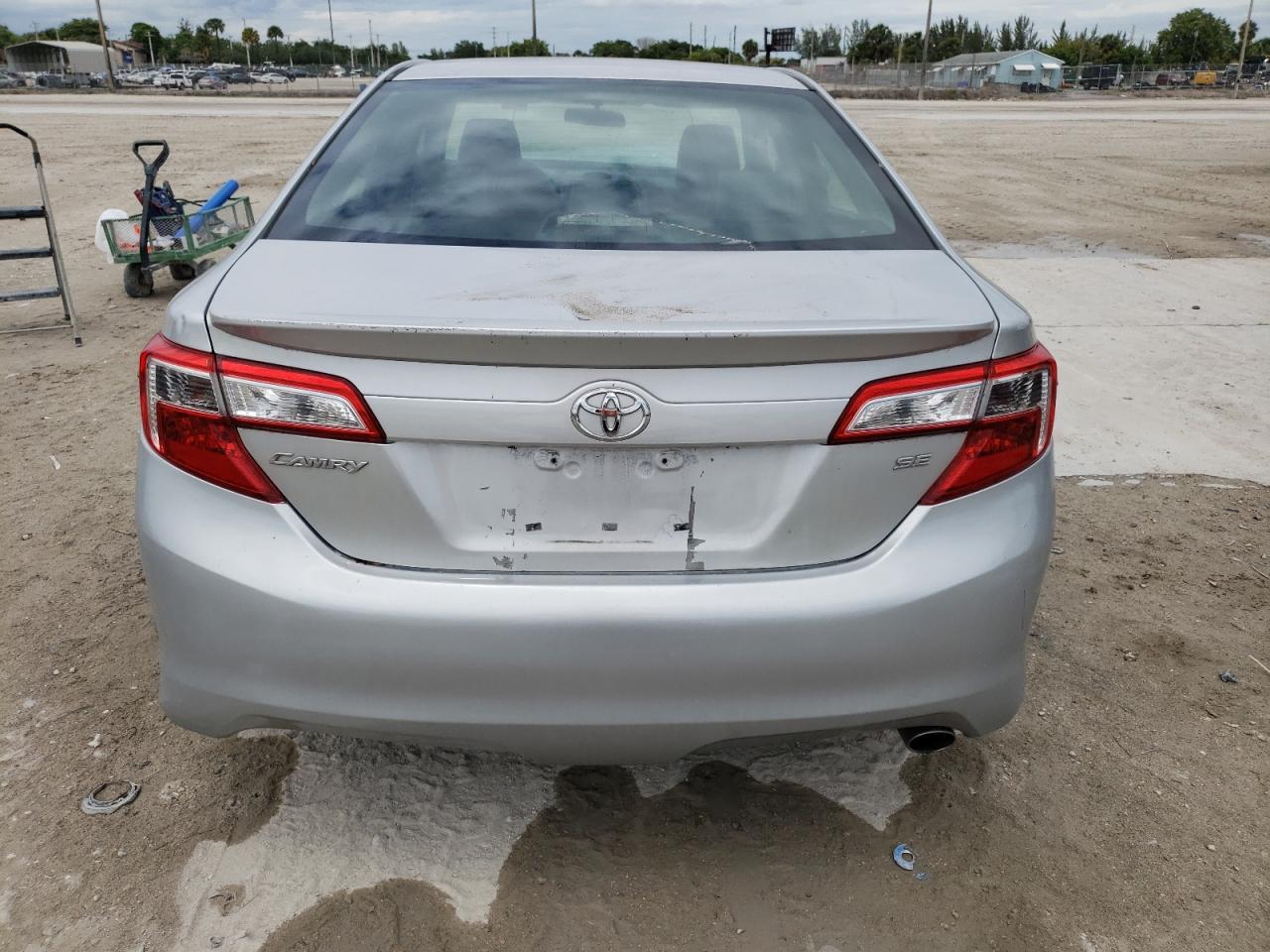 Photo 10 from auction – 2012 TOYOTA CAMRY BASE with VIN 4T1BF1FK5CU086789