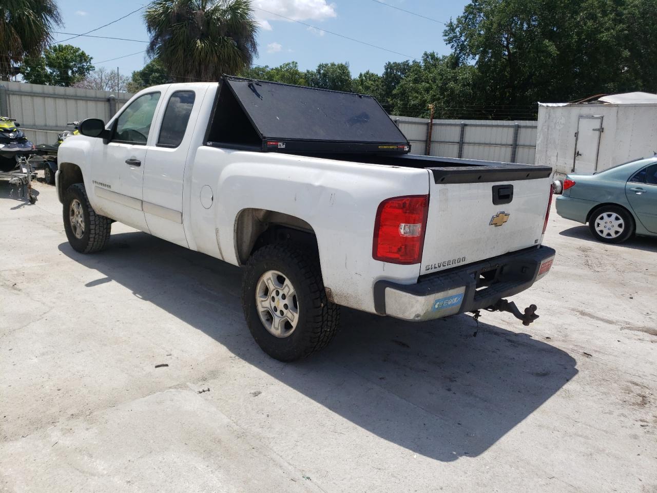 Photo 3 from auction – 2007 CHEVROLET SILVERADO with VIN 2GCEC19C871656431
