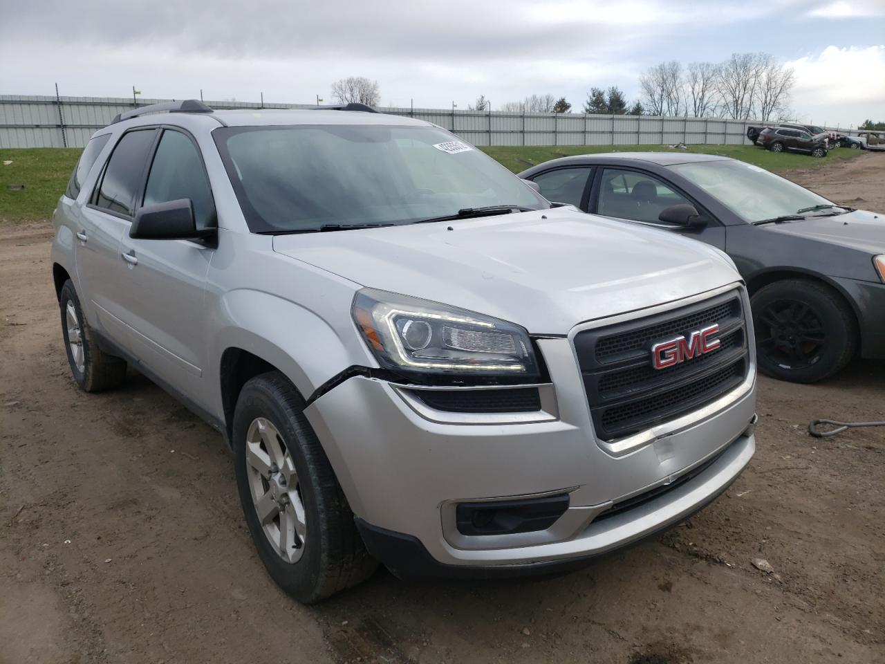GMC ACADIA SLE 2016 with VIN 1GKKRPKD9GJ271302 - Photo from auction