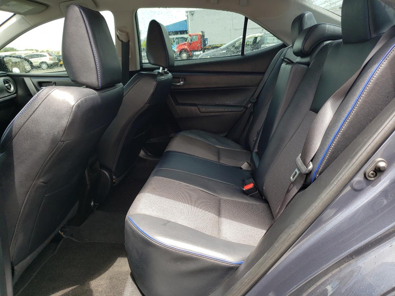 Photo 6 from auction – 2018 TOYOTA COROLLA L with VIN 5YFBURHE9JP829593