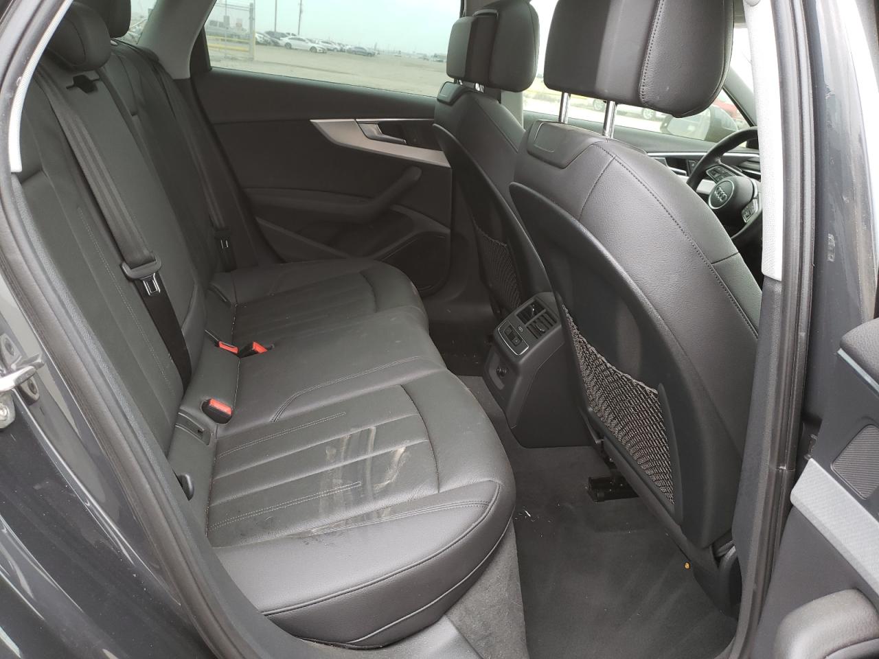 Photo 6 from auction – 2017 AUDI A4 PREMIUM with VIN WAUANAF43HN000690