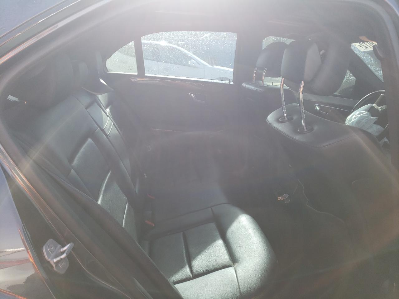 Photo 6 from auction – 2010 MERCEDES-BENZ E 350 4MAT with VIN WDDHF8HB2AA254560