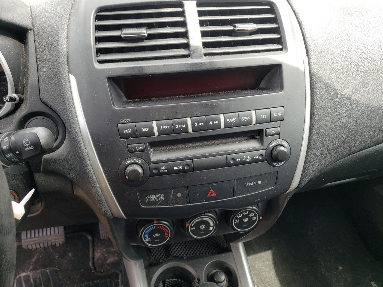 Photo 9 from auction – 2013 MITSUBISHI OUTLANDER with VIN 4A4AP3AU4DE002077