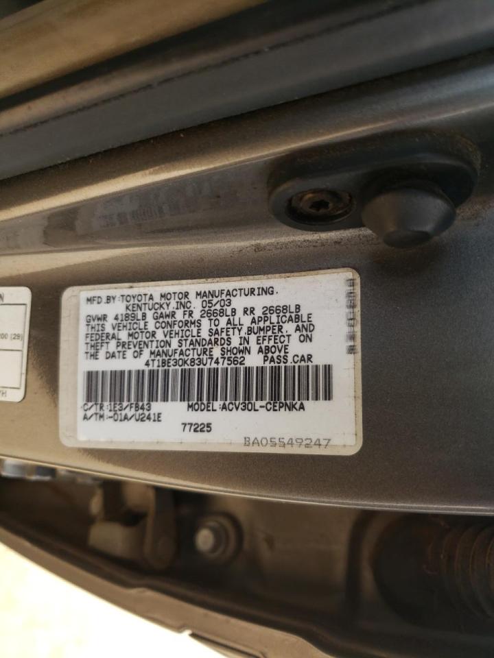 Photo 10 from auction – 2003 TOYOTA CAMRY LE with VIN 4T1BE30K83U747562