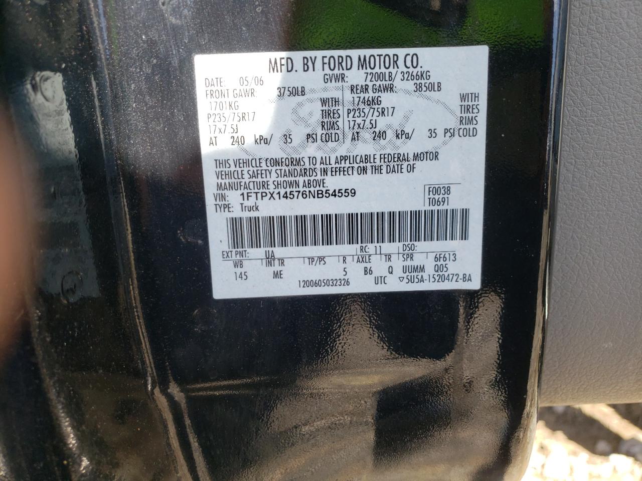 Photo 10 from auction – 2006 FORD F150 with VIN 1FTPX14576NB54559