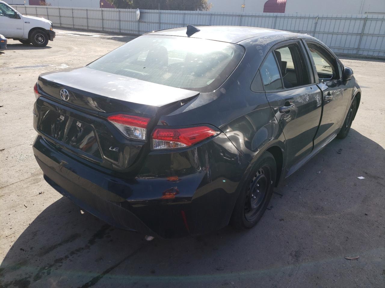 Photo 4 from auction – 2020 TOYOTA COROLLA LE with VIN 5YFEPRAE0LP103848