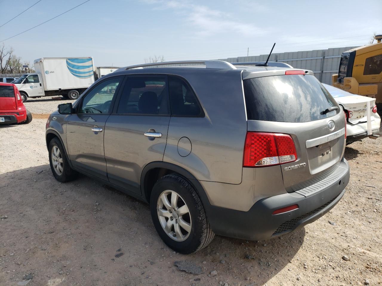 Photo 3 from auction – 2012 KIA SORENTO BA with VIN 5XYKT3A61CG284659