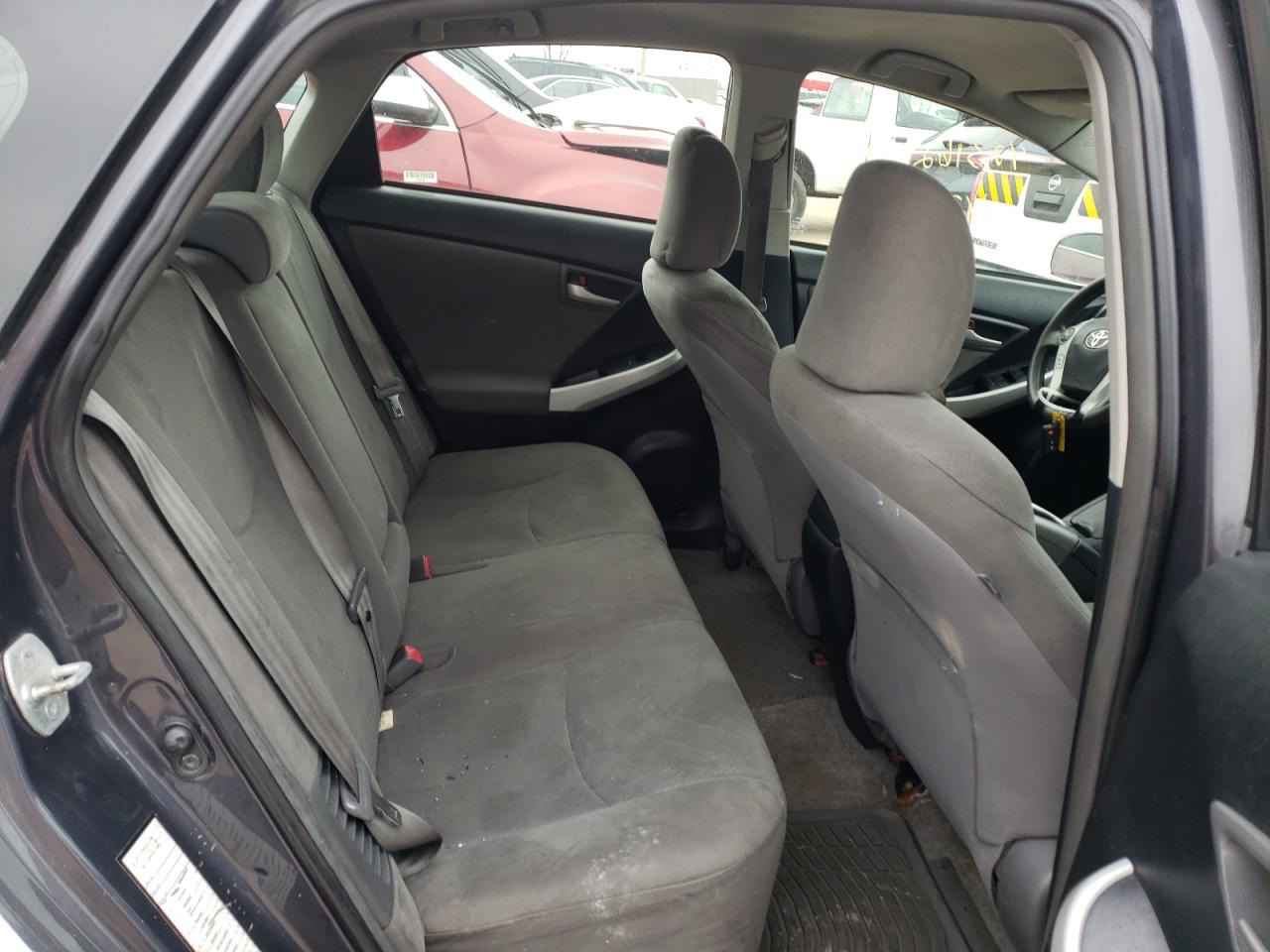 Photo 6 from auction – 2013 TOYOTA PRIUS with VIN JTDKN3DU6D1640349