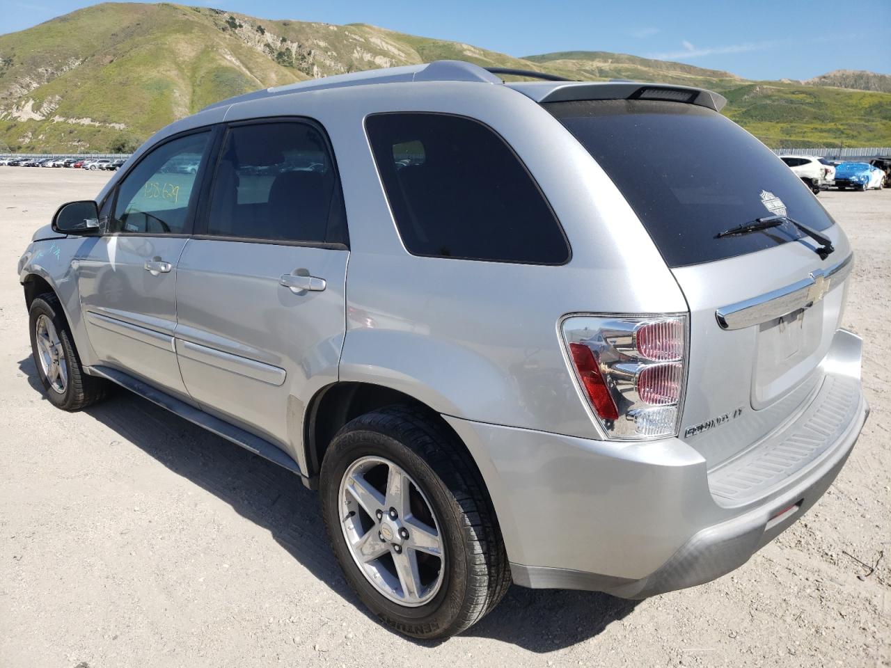 Photo 3 from auction – 2005 CHEVROLET EQUINOX LT with VIN 2CNDL63F456005112
