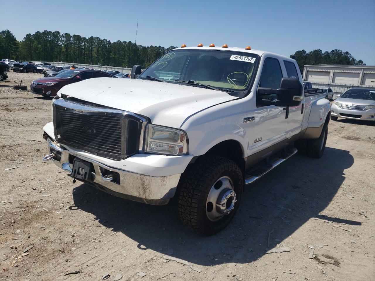Photo 2 from auction – 2006 FORD F350 SUPER with VIN 1FTWW33P16EB41271