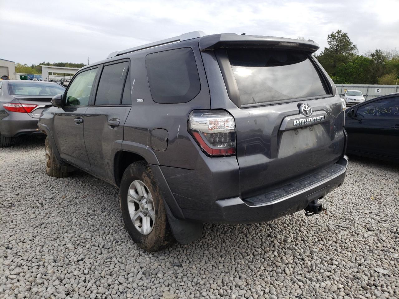 Photo 3 from auction – 2015 TOYOTA 4RUNNER SR with VIN JTEZU5JR5F5103444
