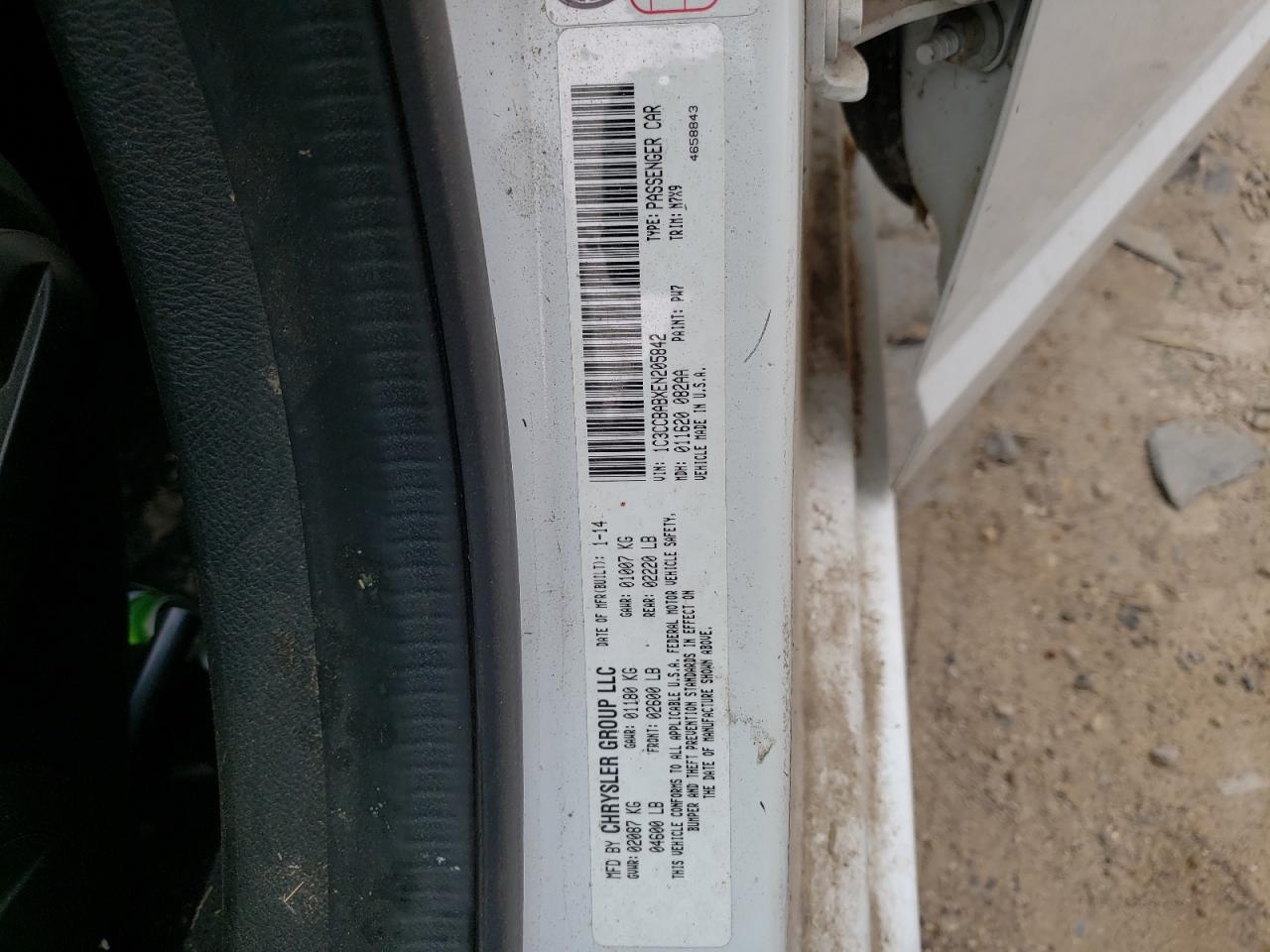 Photo 10 from auction – 2014 CHRYSLER 200 LX with VIN 1C3CCBABXEN205842