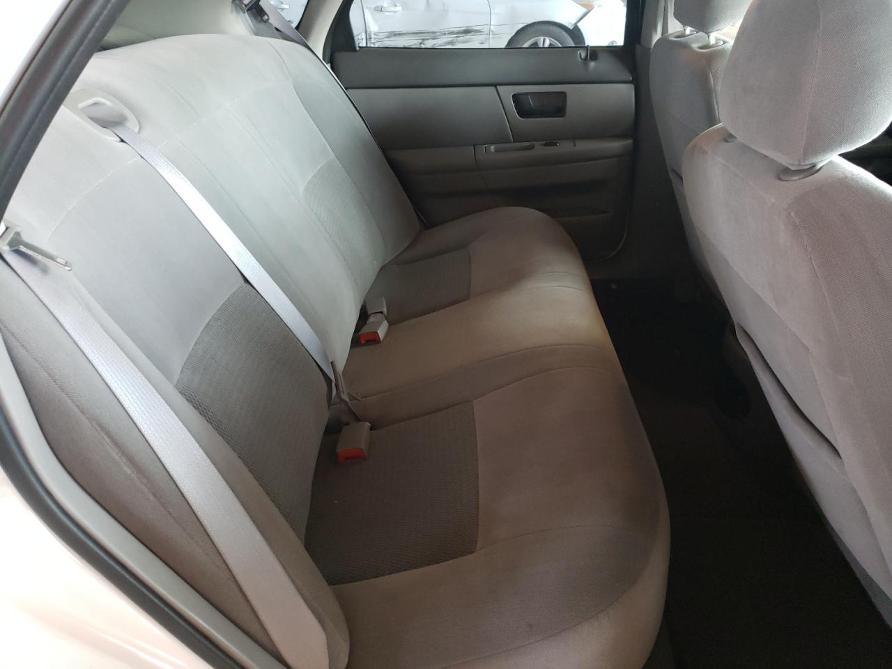 Photo 6 from auction – 2005 FORD TAURUS SE with VIN 1FAFP53285A312137
