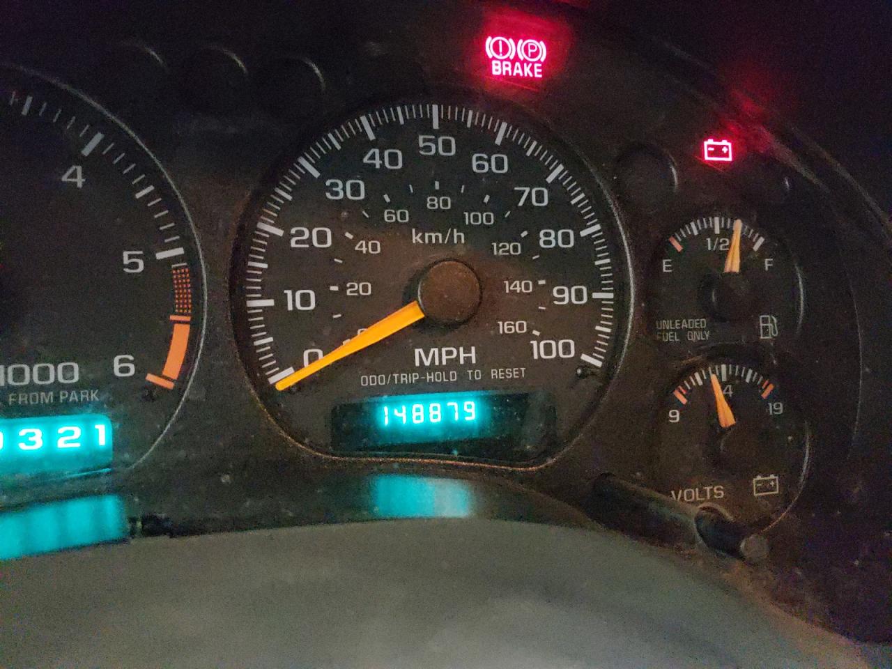 Photo 8 from auction – 1998 CHEVROLET BLAZER with VIN 1GNDT13W2W2255140