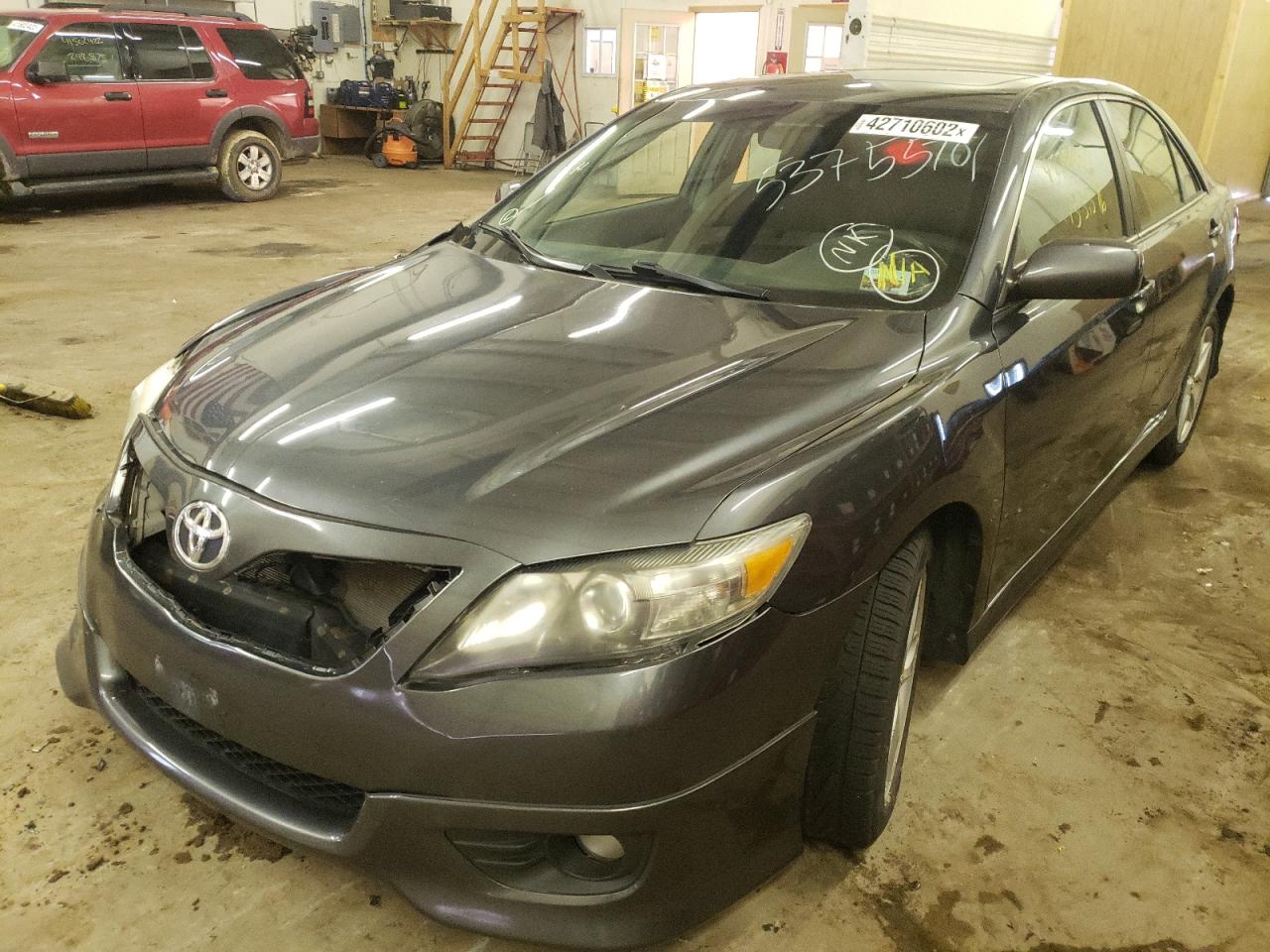 Photo 2 from auction – 2011 TOYOTA CAMRY BASE with VIN 4T1BF3EK6BU762565