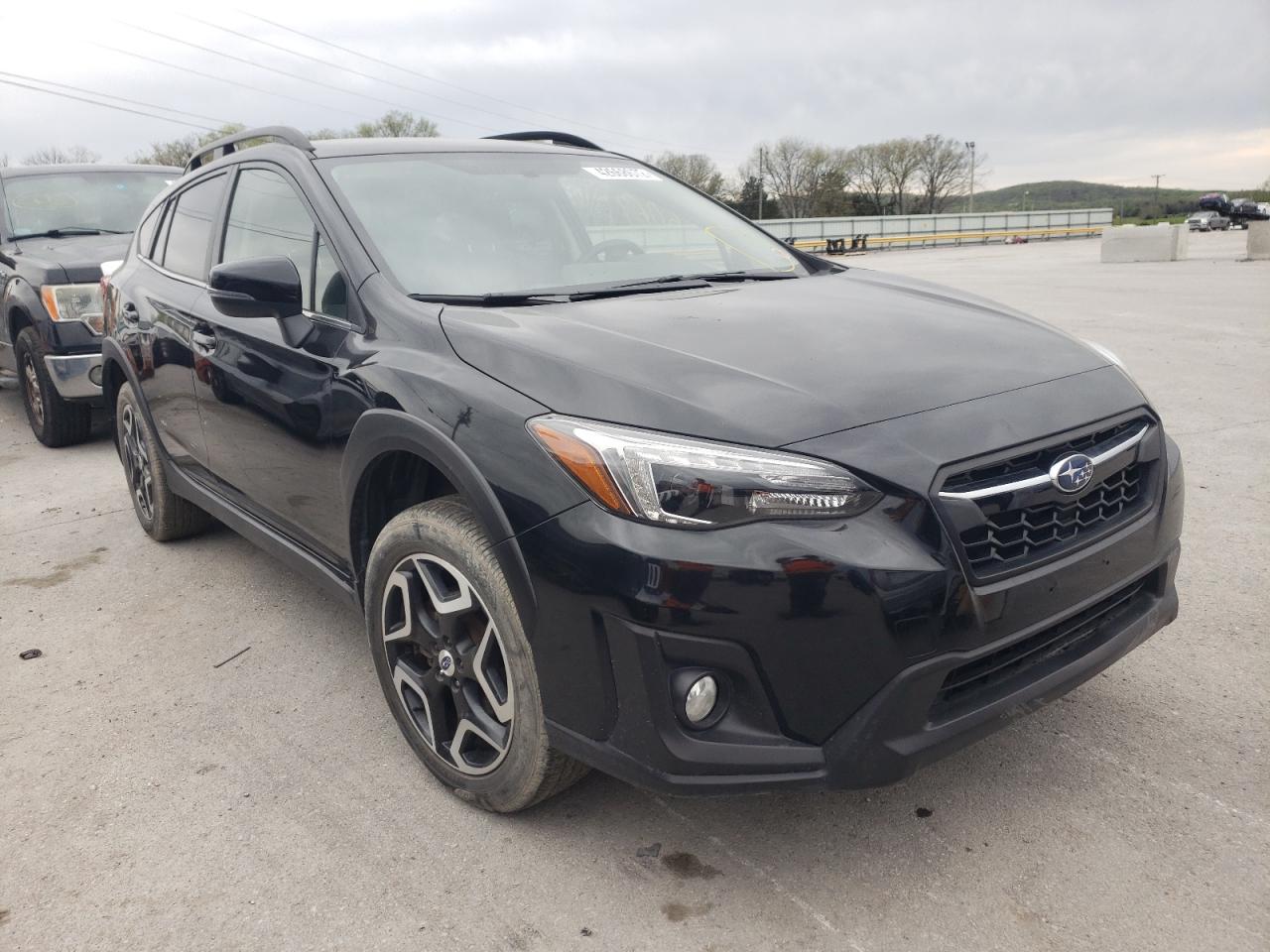 SUBARU CROSSTREK 2018 with VIN JF2GTAJC3JH352496 - Photo from auction