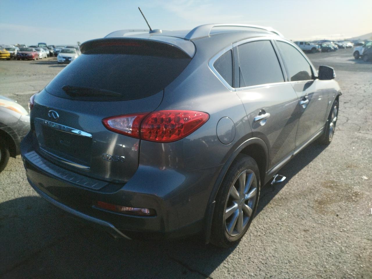Photo 4 from auction – 2016 INFINITI QX50 with VIN JN1BJ0RP2GM232157