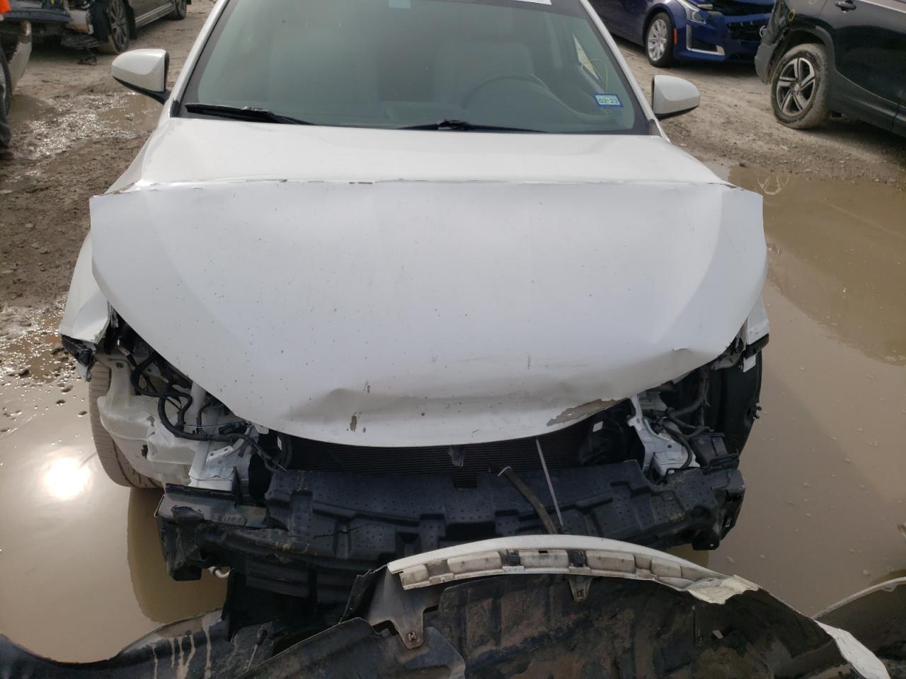 Photo 9 from auction – 2016 TOYOTA CAMRY LE with VIN 4T1BF1FK2GU258704