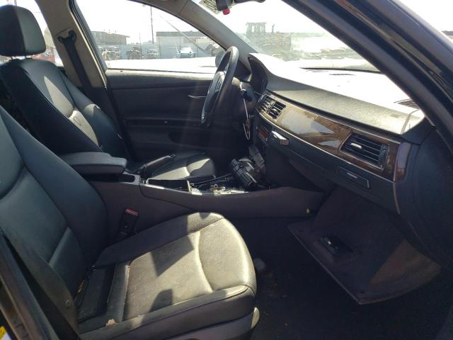Photo 5 from auction – 2006 BMW 325 I with VIN WBAVB13576KX40247