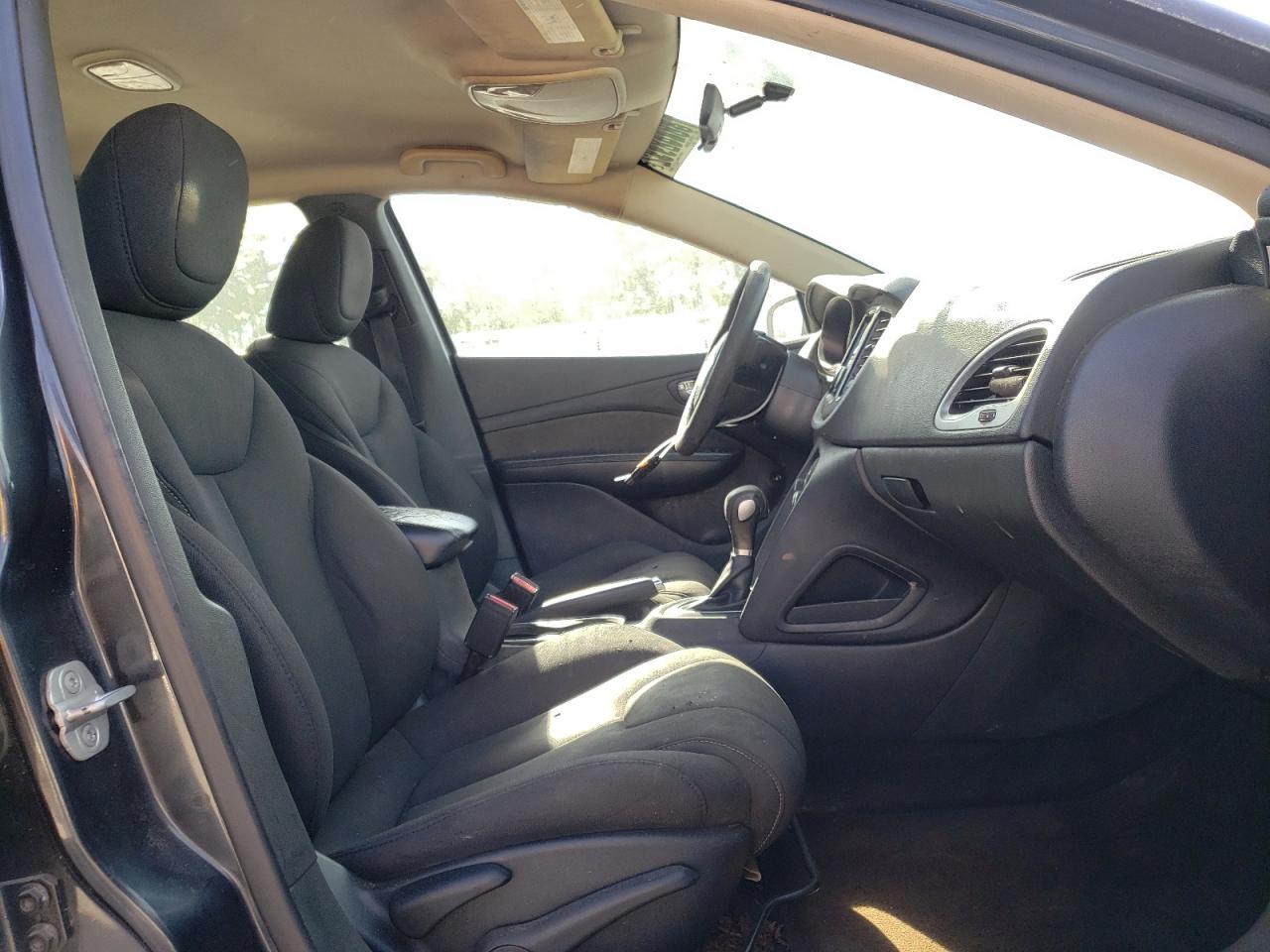 Photo 5 from auction – 2013 DODGE DART SXT with VIN 1C3CDFBA8DD240507