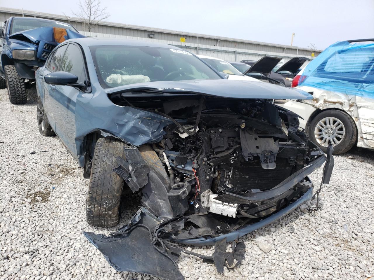 CHRYSLER 200 S 2015 with VIN 1C3CCCDG1FN589637 - Photo from auction