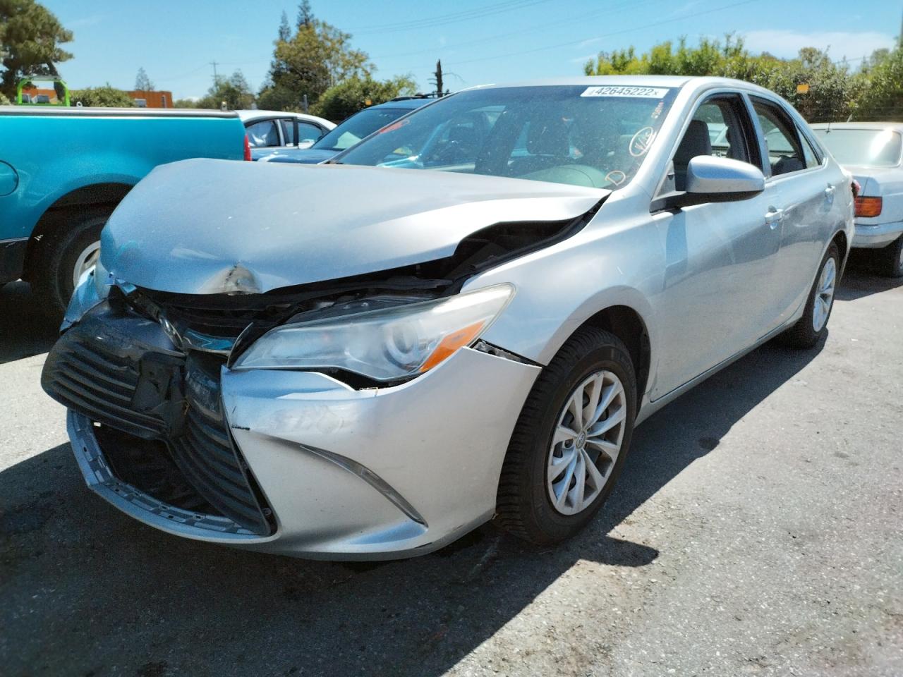 Photo 2 from auction – 2016 TOYOTA CAMRY LE with VIN 4T4BF1FK5GR561787