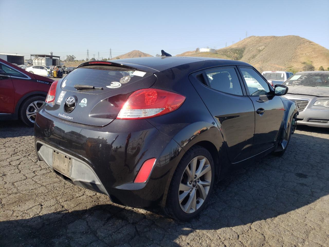Zdjęcie 4 z aukcji – 2016 HYUNDAI VELOSTER z VIN KMHTC6AD9GU277544