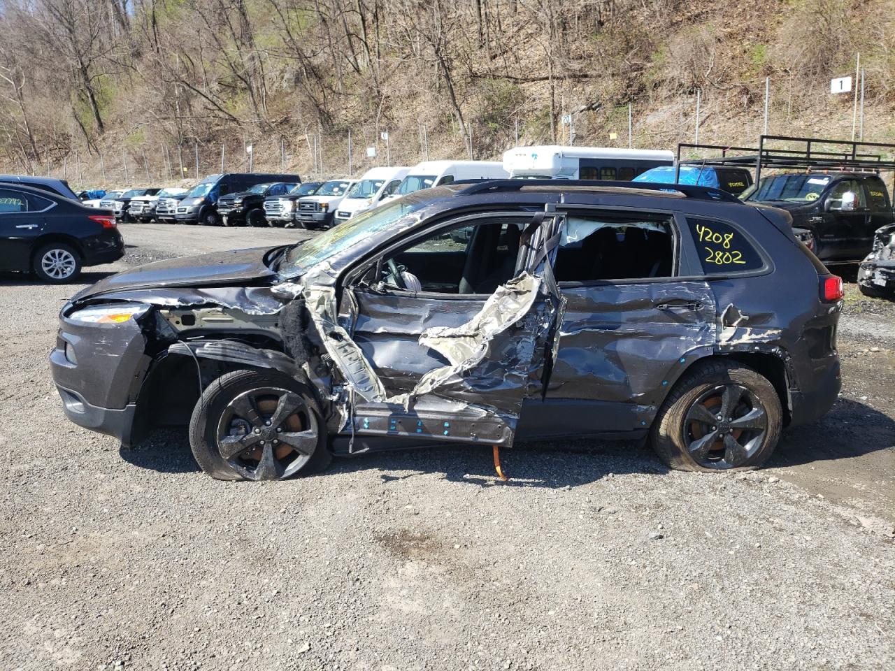Photo 9 from auction – 2016 JEEP CHEROKEE L with VIN 1C4PJMCB3GW226038