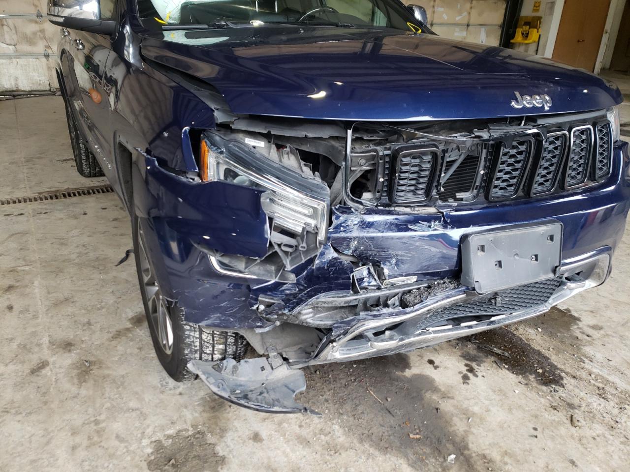 Photo 9 from auction – 2018 JEEP GRAND CHER with VIN 1C4RJFCG5JC418442