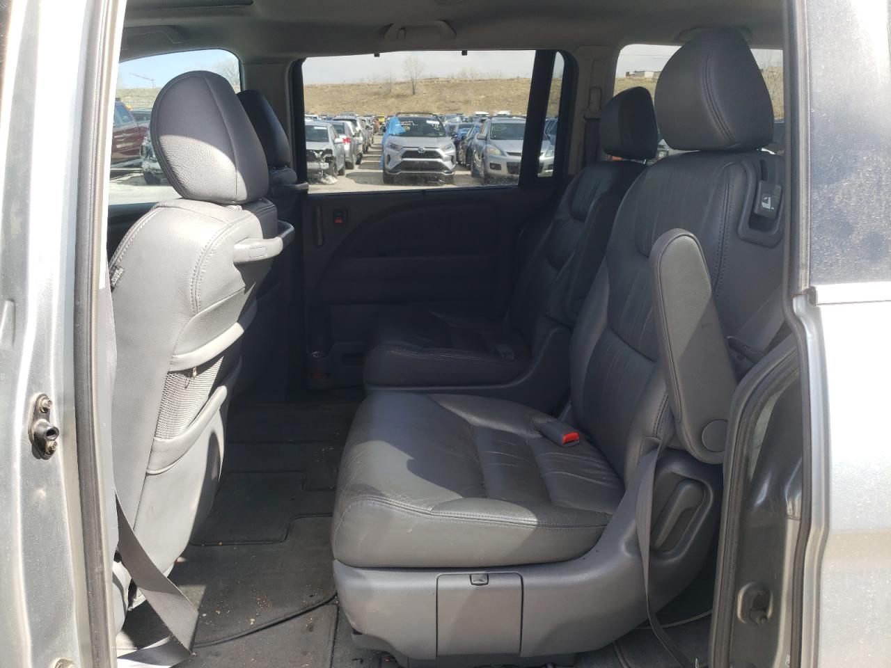 Photo 6 from auction – 2005 HONDA ODYSSEY EX with VIN 5FNRL38675B092595