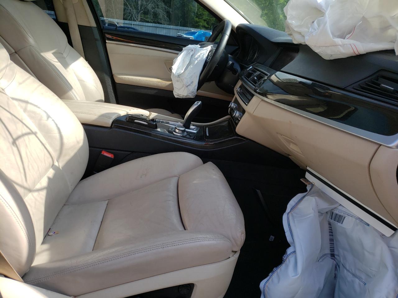 Photo 5 from auction – 2012 BMW 528 I with VIN WBAXG5C5XCDX05316