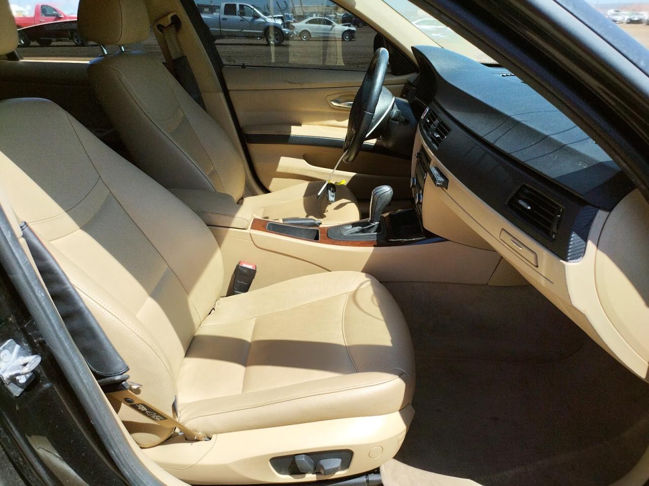 Photo 5 from auction – 2011 BMW 328 XI with VIN WBAPK7C57BF086977