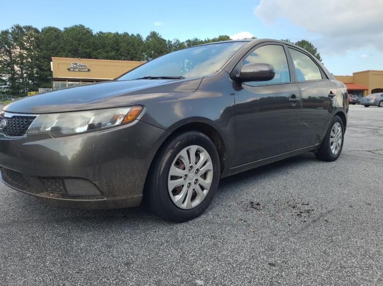 Foto 2 de la subasta – 2011 KIA FORTE EX con VIN KNAFU4A2XB5385513
