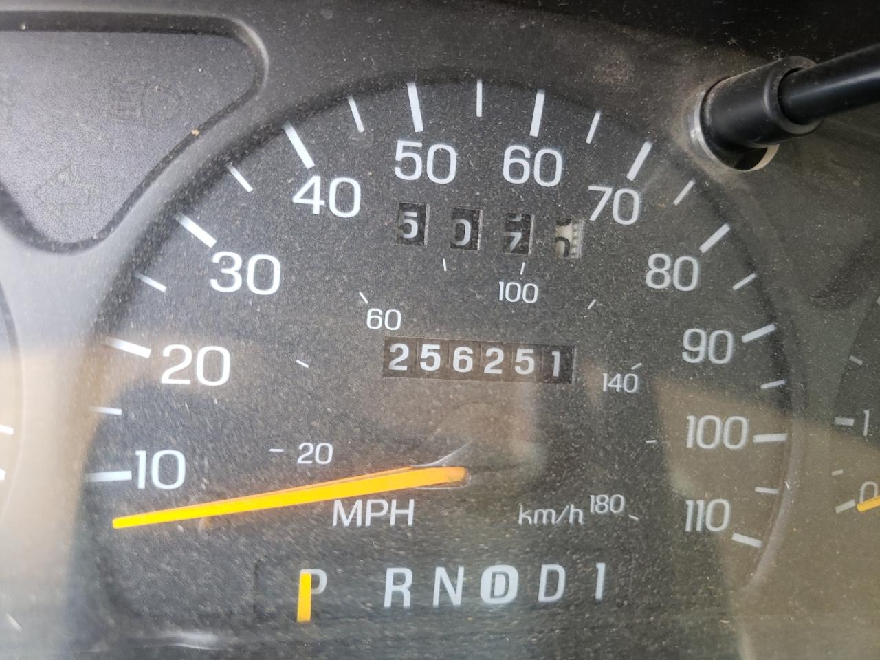 Photo 8 from auction – 1998 FORD TAURUS LX with VIN 1FAFP52U3WA174026