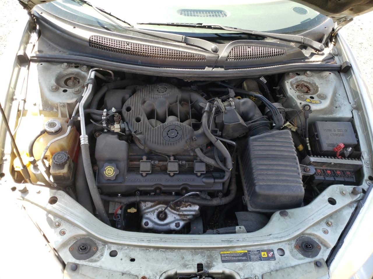 Photo 7 from auction – 2004 CHRYSLER SEBRING LI with VIN 1C3EL65R44N295172