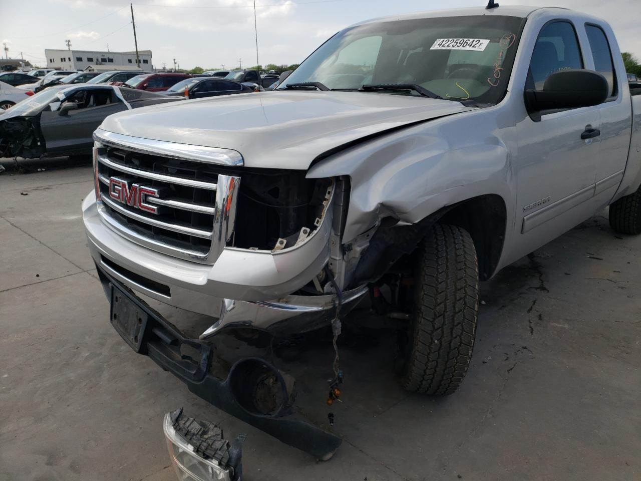 Photo 9 from auction – 2012 GMC SIERRA C15 with VIN 1GTR1UEA0CZ144306