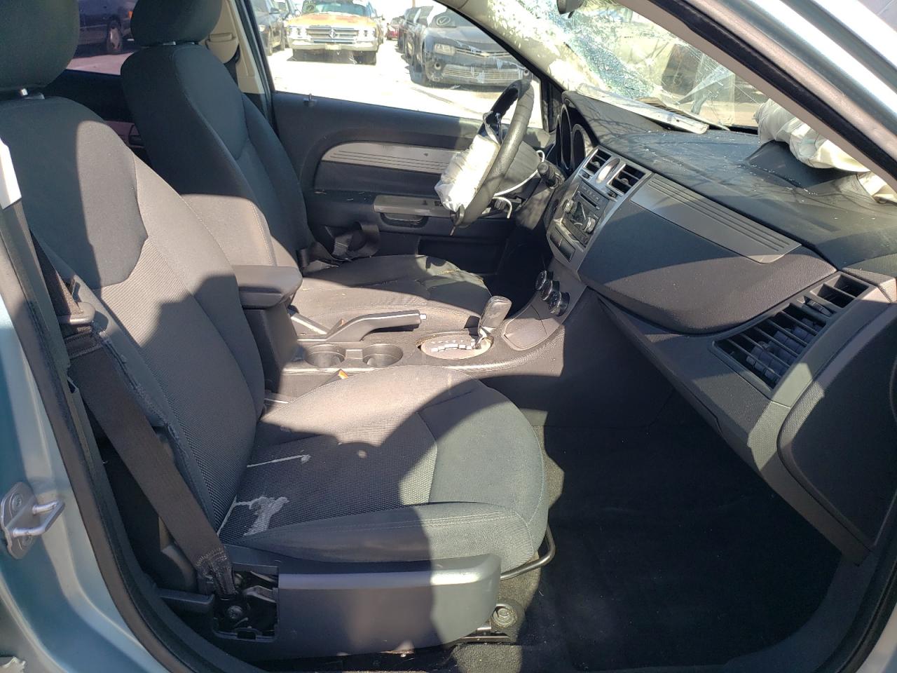 Foto 5 de la subasta – 2009 CHRYSLER SEBRING con VIN 1C3LC46B29N550194