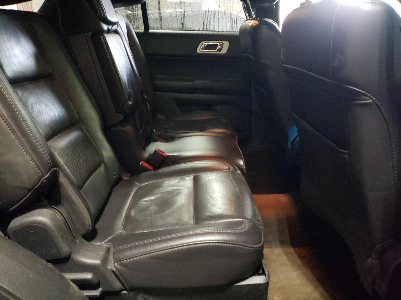 Photo 6 from auction – 2013 FORD EXPLORER L with VIN 1FM5K8F80DGB38142