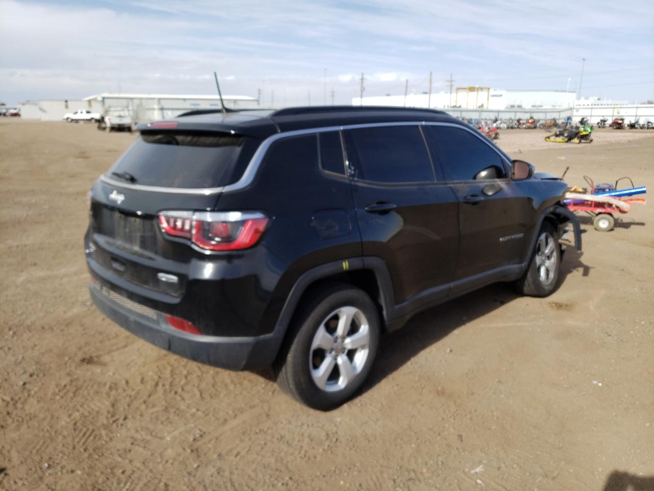 Photo 4 from auction – 2018 JEEP COMPASS LA with VIN 3C4NJDBB9JT139203